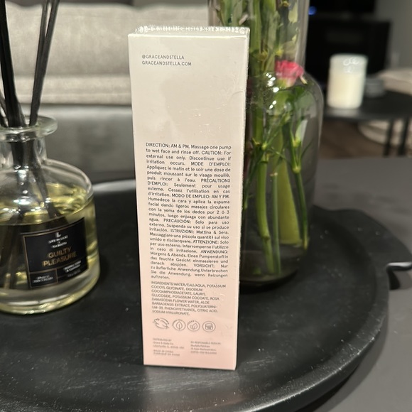 Grace & Stella Foaming Face Wash - Picture 3 of 3